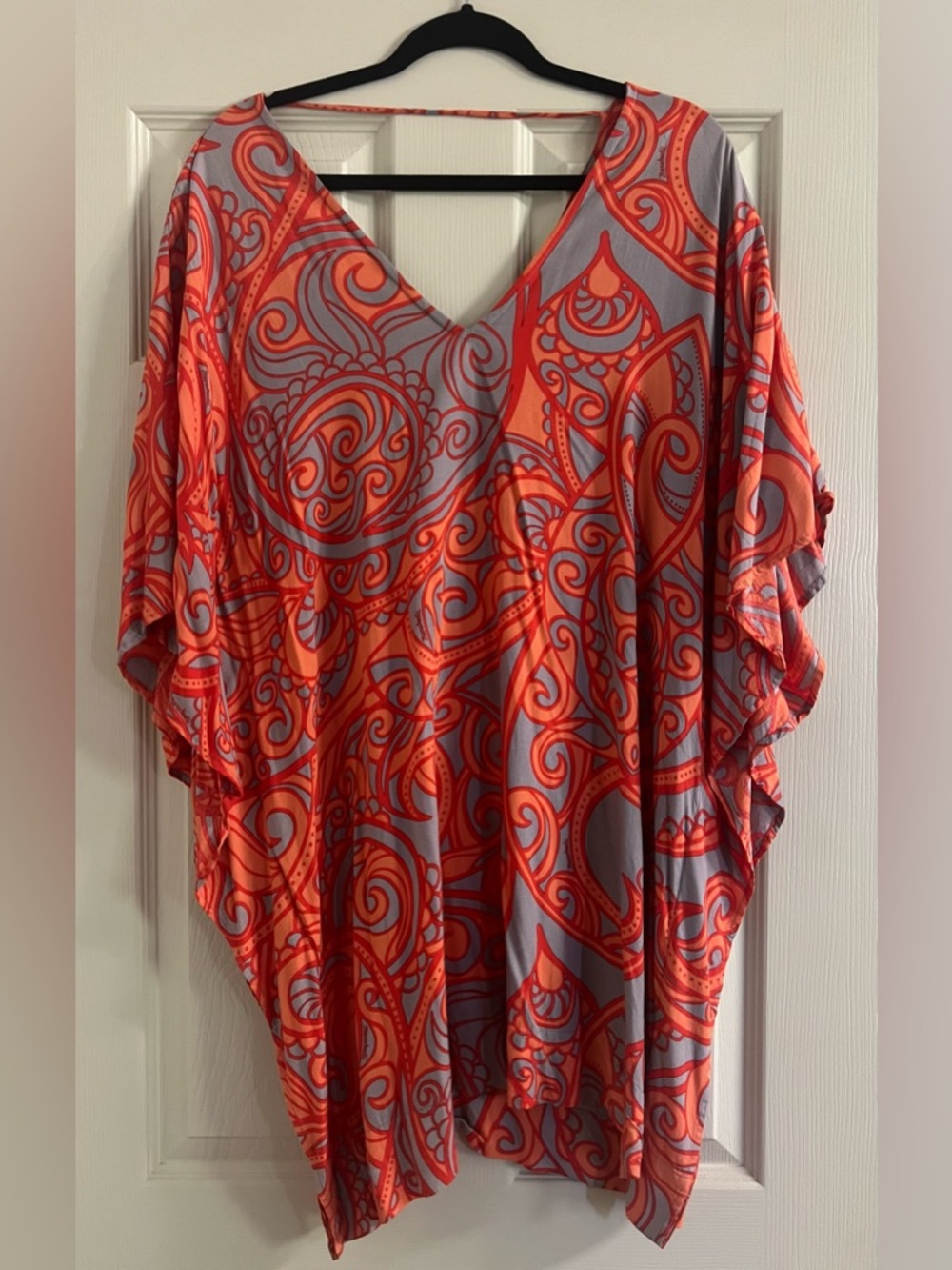 Manuhealii - Vintage- Orange V-Neck Tunic